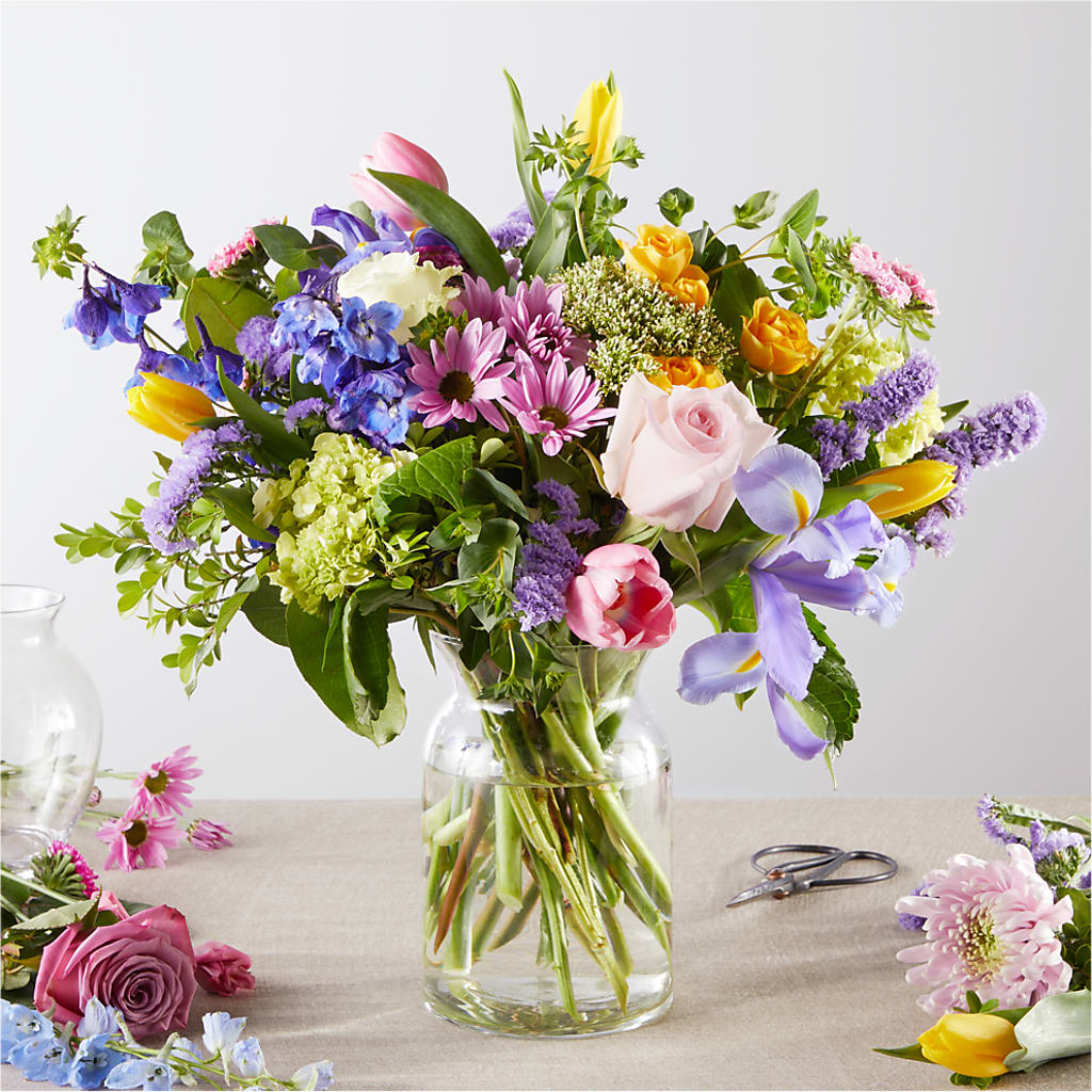 Pastel Tradition - A Florist Original – Bloom Balloon Llc, Newark DE