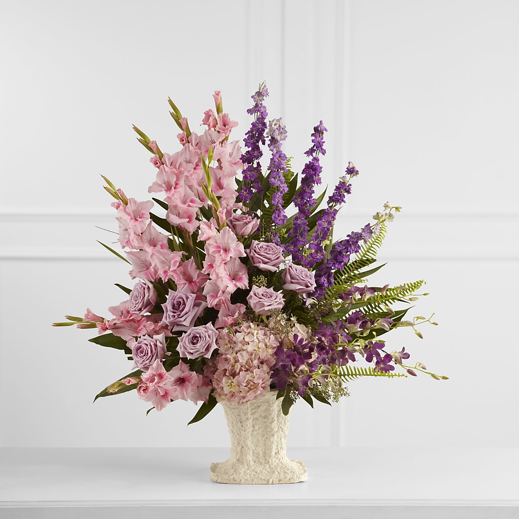 Flowing Garden Arrangement – Bloom Balloon Llc, Newark DE