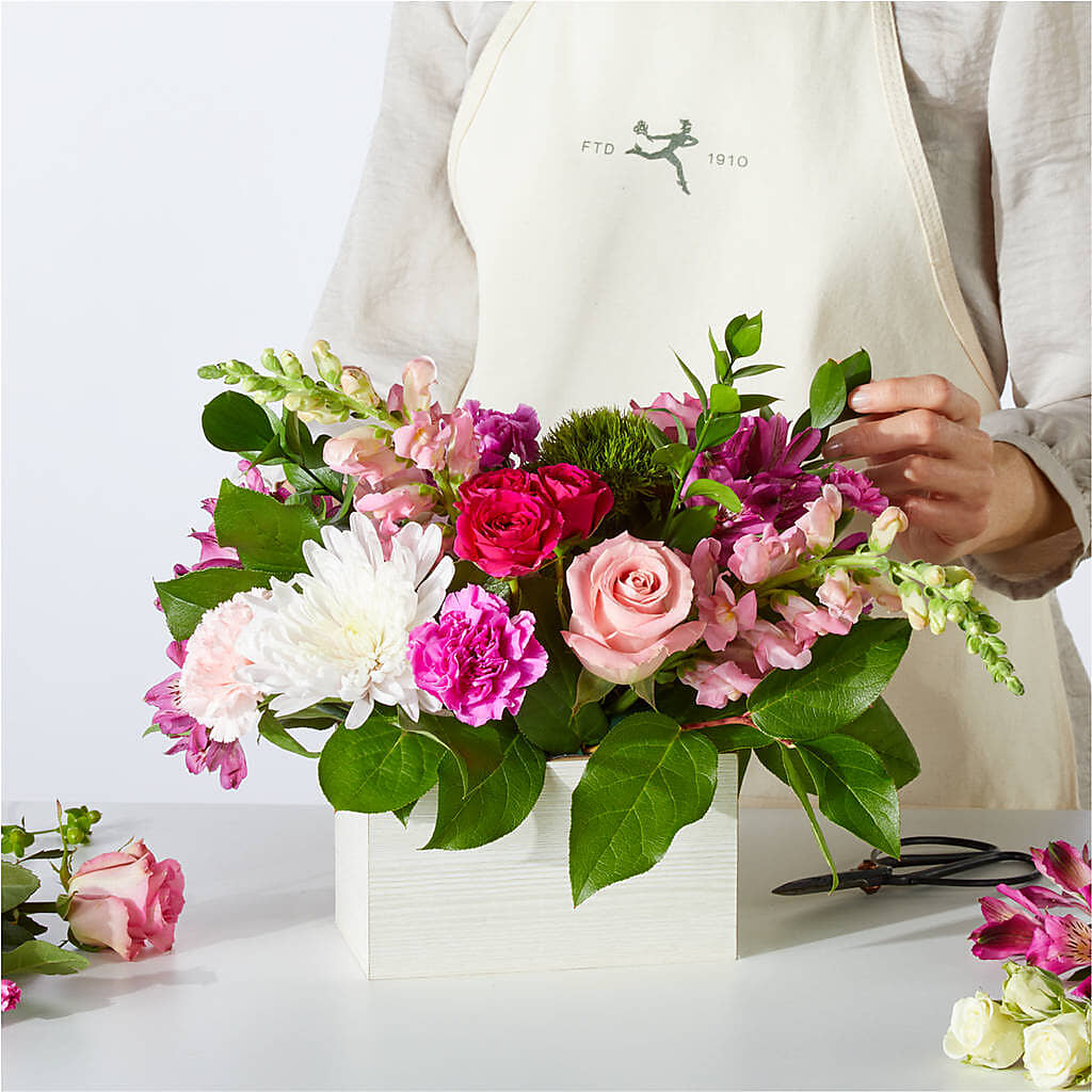 Sweetberry Box – A Florist Original –  Bloom Balloon Llc, Newark DE