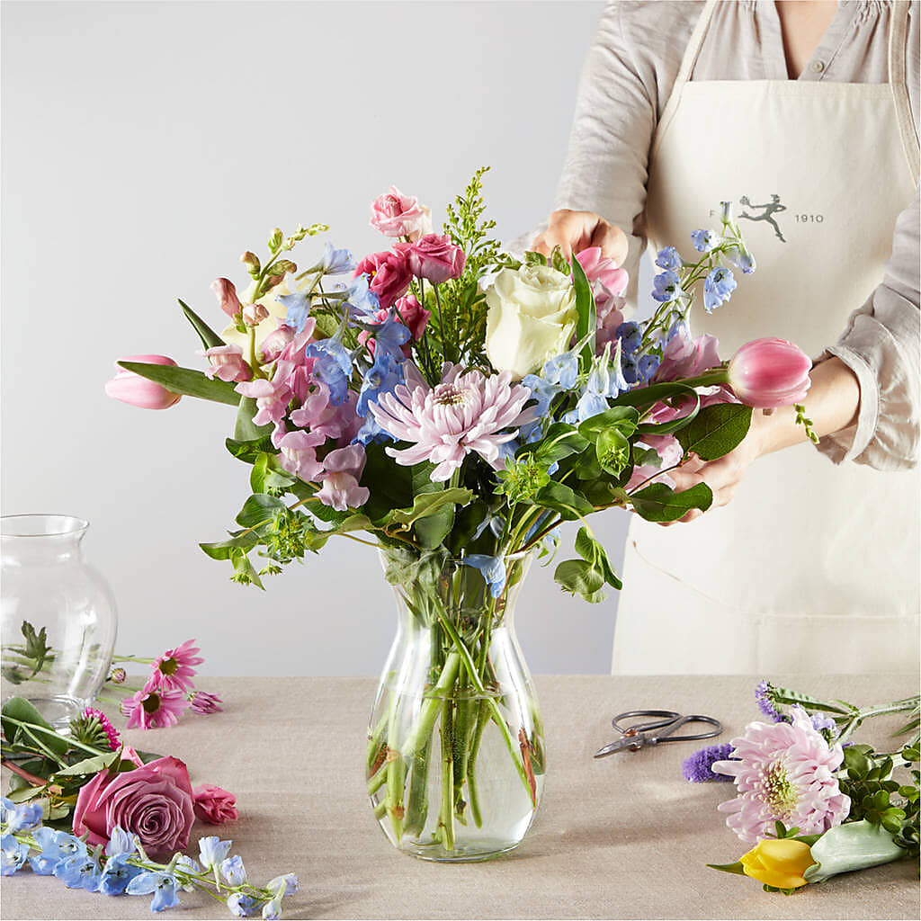 Pastel Tradition - A Florist Original –  Bloom Balloon Llc, Newark DE