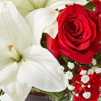 Holiday Season Bouquet –  Bloom Balloon Llc, Newark DE