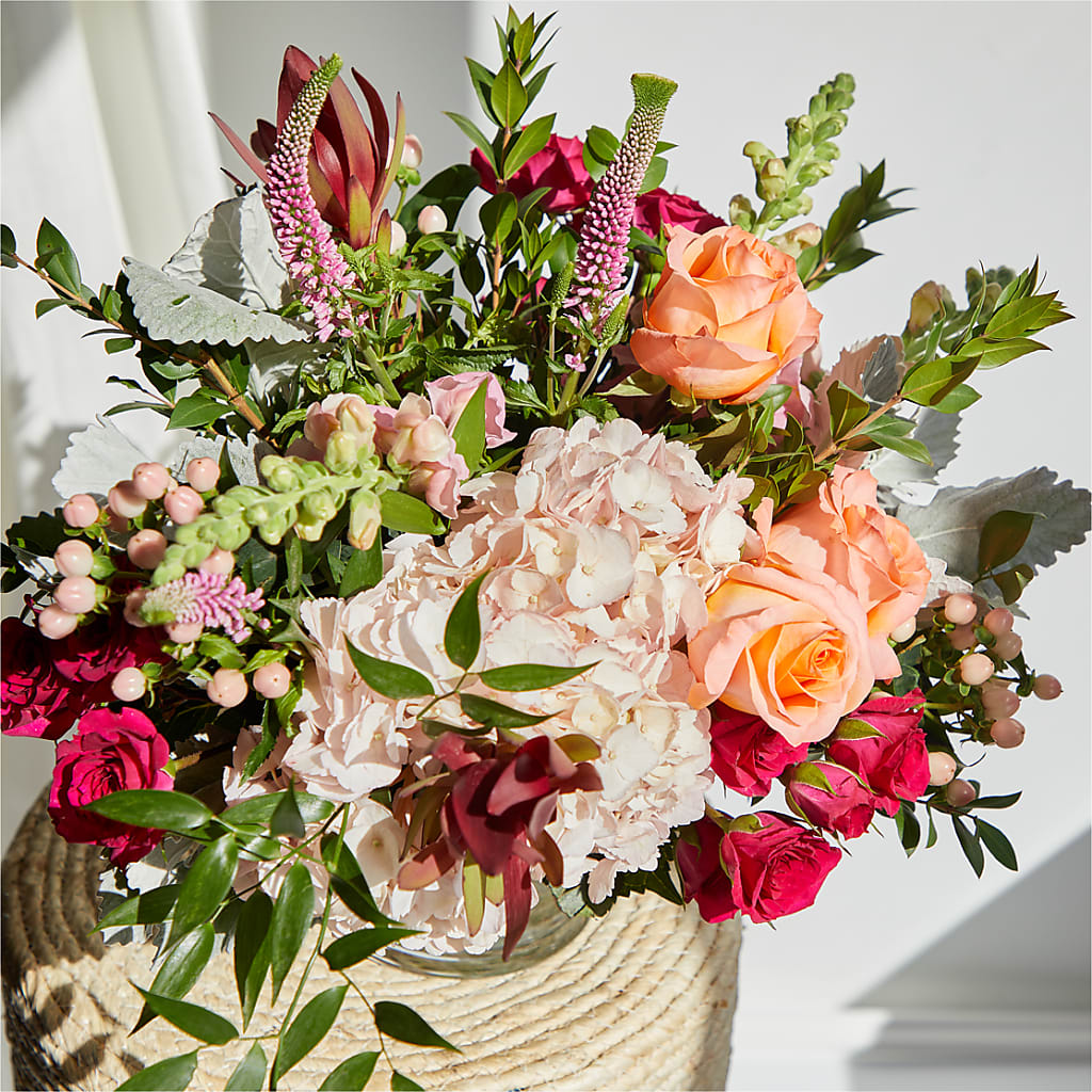 Glitz & Glam Bouquet –  Bloom Balloon Llc, Newark DE