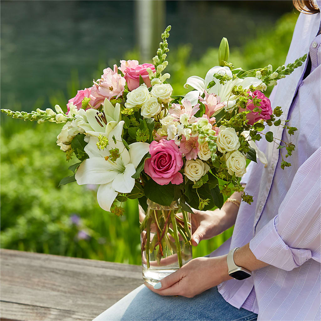 Fondly Bouquet –  Bloom Balloon Llc, Newark DE